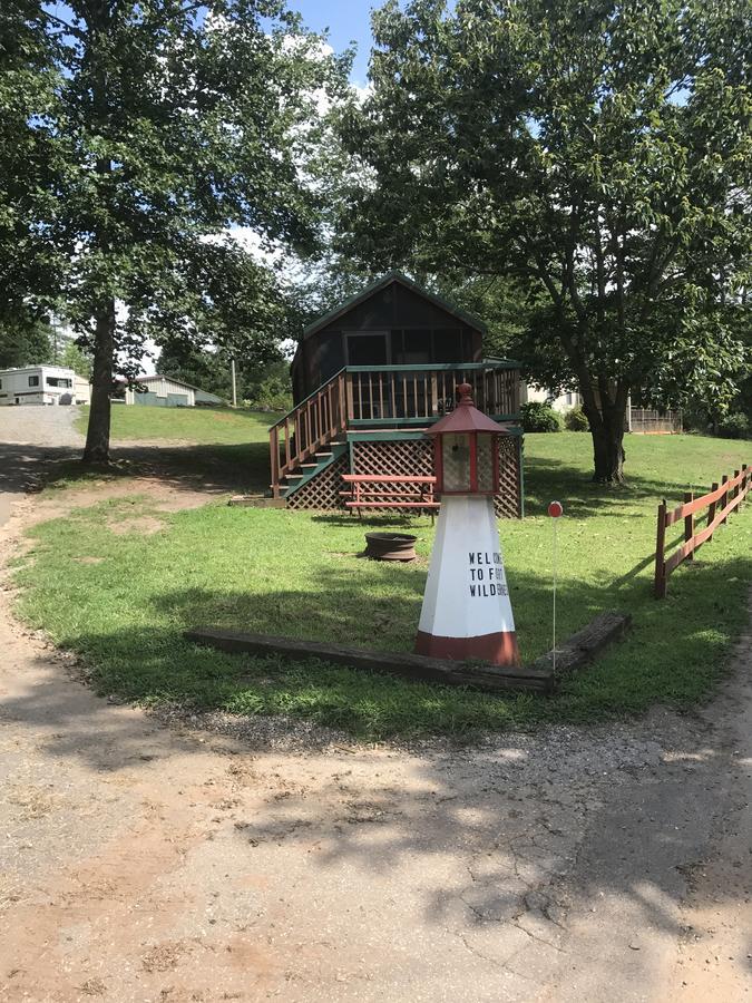 Ft. Wilderness Rv Park And Campground Whittier Eksteriør billede